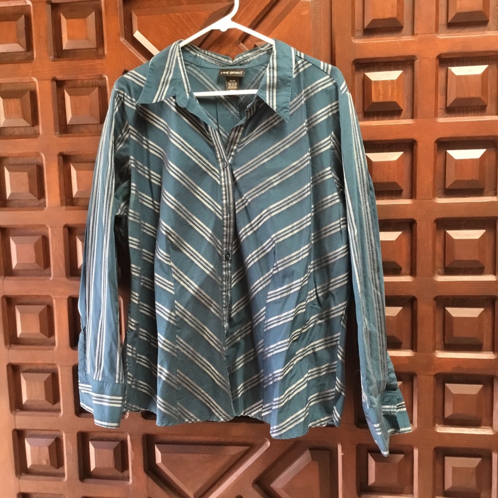 Lane Bryant beautiful teal long sleeve shirt